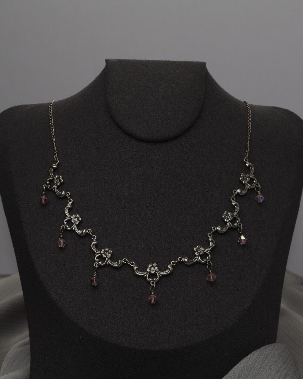 Vintage Sterling Silver Floral & Pink Crystal Necklace 5.9G / 16-20in